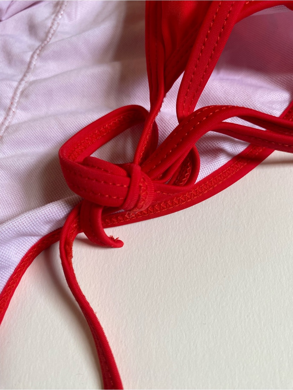 Suvimuga Red Triangle String Bikini Set Size L - Picture 9 of 12